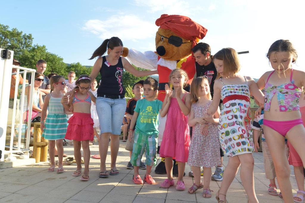 Camping Des Alberes Laroque-des-Albères المظهر الخارجي الصورة